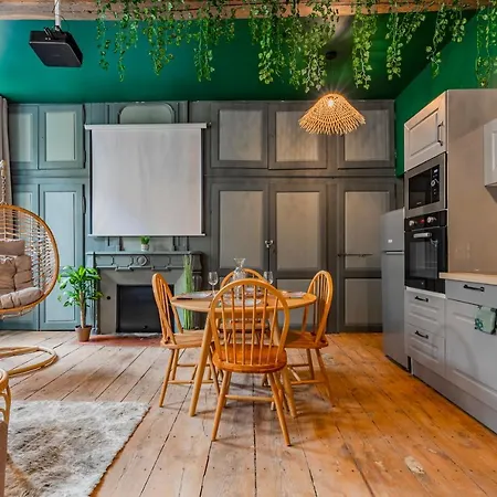 Jungle- Sauna - 4 Pers- Videoprojecteur - Terrasse *