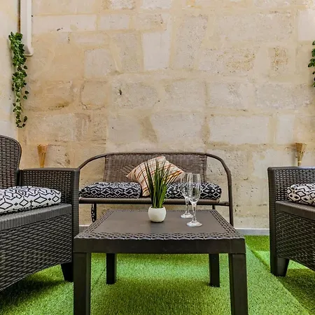Jungle- Sauna - 4 Pers- Videoprojecteur - Terrasse * Libourne
